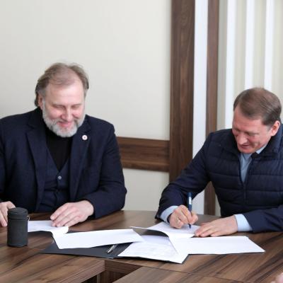 Img 889dd5dfde6ba733dcc1a127c24d85d1 V